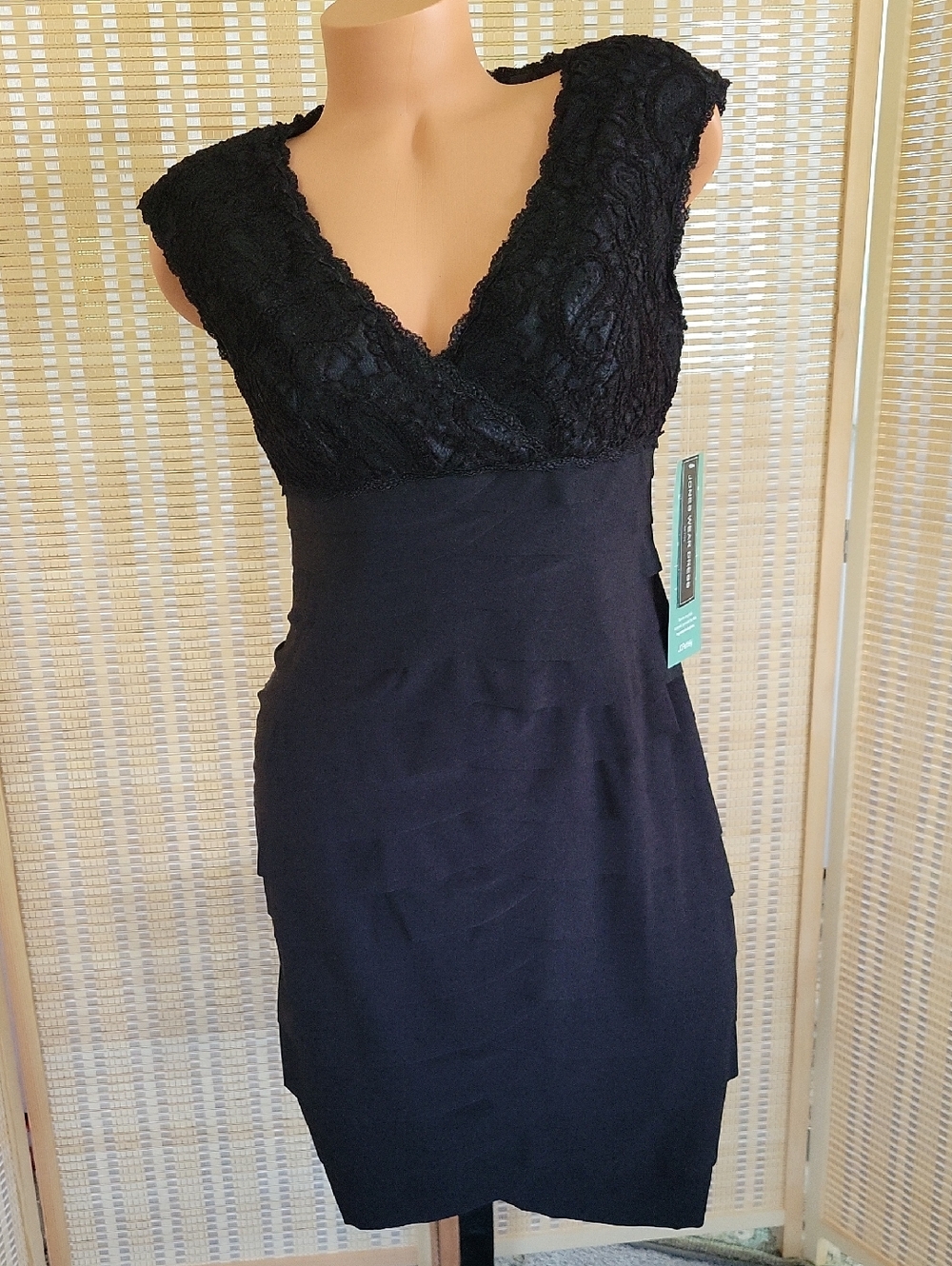 Jones Wear Black w/Lace Summer Evening Dress